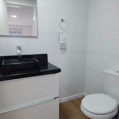 Apartamento com 65m², 2 quartos (sendo 1 suíte), 2 garagens, no bairro Pedra Branca em Palhoça