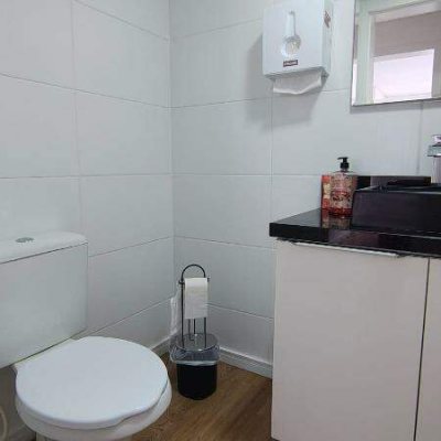Apartamento com 65m², 2 quartos (sendo 1 suíte), 2 garagens, no bairro Pedra Branca em Palhoça