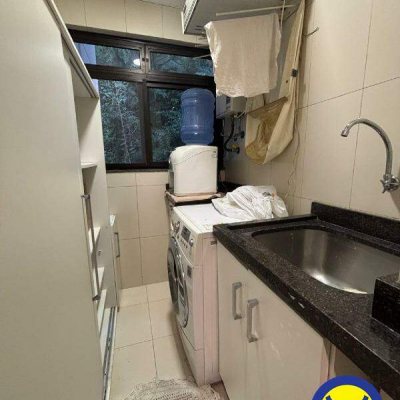 Apartamento com 94m², 3 quartos (sendo 1 suíte), 1 garagem, no bairro João Paulo em Florianópolis