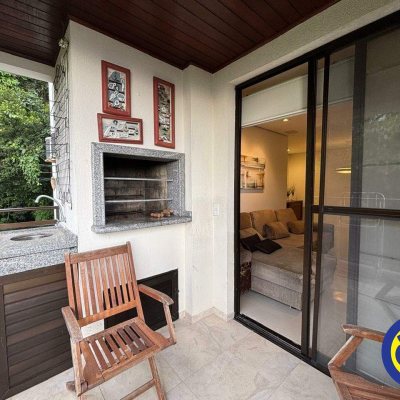 Apartamento com 94m², 3 quartos (sendo 1 suíte), 1 garagem, no bairro João Paulo em Florianópolis