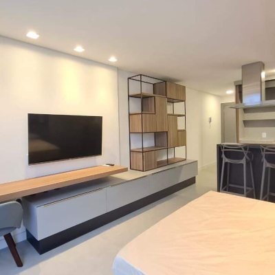 Apartamento com 34m², 1 quarto, 1 garagem, no bairro Trindade em Florianópolis