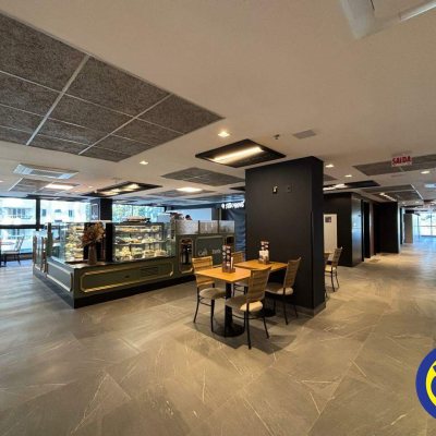 Apartamento com 52m², 1 quarto, 1 garagem, no bairro Trindade em Florianópolis