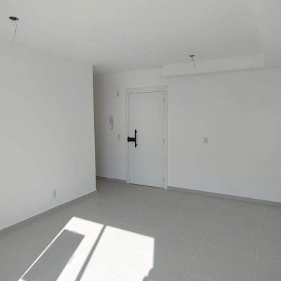 Apartamento com 50m², 2 quartos, no bairro Serraria em São José