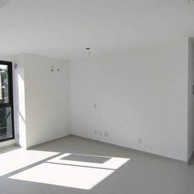 Apartamento com 50m², 2 quartos, no bairro Serraria em São José