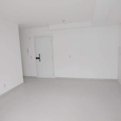 Apartamento com 50m², 2 quartos, 1 garagem, no bairro Serraria em São José