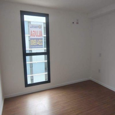 Apartamento com 50m², 2 quartos, 1 garagem, no bairro Serraria em São José