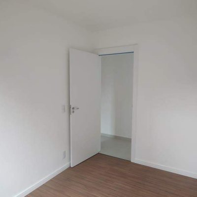 Apartamento com 50m², 2 quartos, 1 garagem, no bairro Serraria em São José