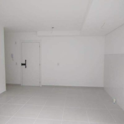 Apartamento com 50m², 2 quartos, 1 garagem, no bairro Serraria em São José