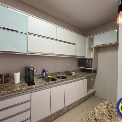 Apartamento com 92m², 3 quartos (sendo 1 suíte), 1 garagem, no bairro Campeche em Florianópolis