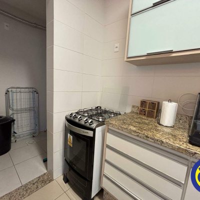 Apartamento com 92m², 3 quartos (sendo 1 suíte), 1 garagem, no bairro Campeche em Florianópolis