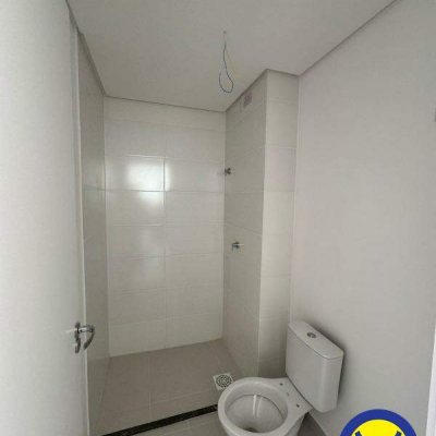 Apartamento com 50m², 2 quartos, 1 garagem, no bairro Serraria em São José