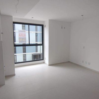 Apartamento com 50m², 2 quartos, 1 garagem, no bairro Serraria em São José