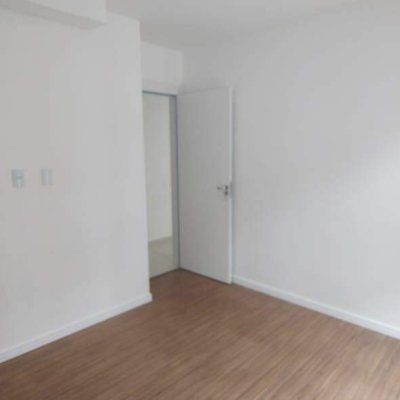 Apartamento com 50m², 2 quartos, 1 garagem, no bairro Serraria em São José