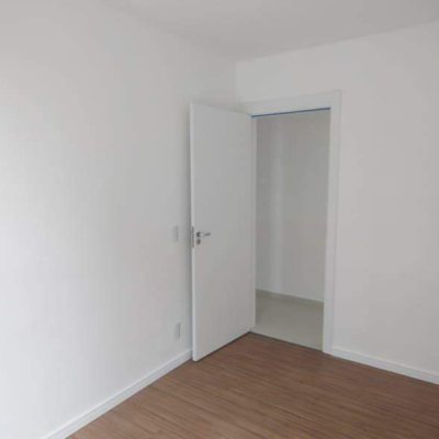 Apartamento com 50m², 2 quartos, 1 garagem, no bairro Serraria em São José