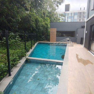Apartamento com 50m², 2 quartos, 1 garagem, no bairro Serraria em São José