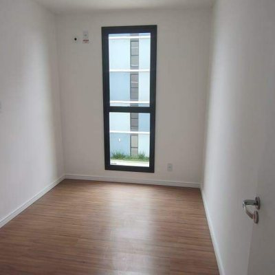 Apartamento com 50m², 2 quartos, 1 garagem, no bairro Serraria em São José
