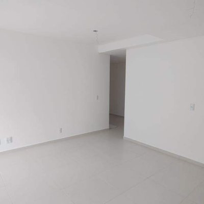 Apartamento com 50m², 2 quartos, 1 garagem, no bairro Serraria em São José