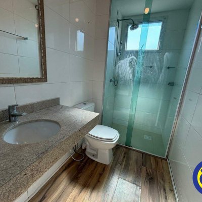 Apartamento com 81m², 2 quartos (sendo 1 suíte), 2 garagens, no bairro Itacorubi em Florianópolis