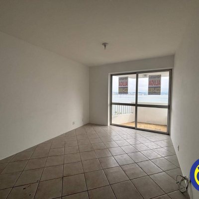 Apartamento com 108m², 2 quartos (sendo 1 suíte), 1 garagem, no bairro Agronômica em Florianópolis
