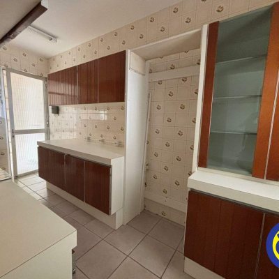 Apartamento com 108m², 2 quartos (sendo 1 suíte), 1 garagem, no bairro Agronômica em Florianópolis