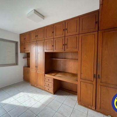 Apartamento com 108m², 2 quartos (sendo 1 suíte), 1 garagem, no bairro Agronômica em Florianópolis