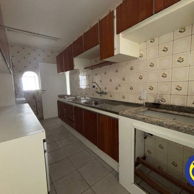 Apartamento com 108m², 2 quartos (sendo 1 suíte), 1 garagem, no bairro Agronômica em Florianópolis