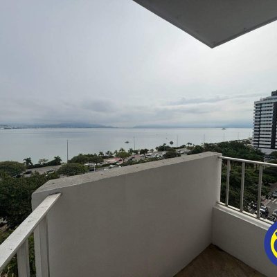 Apartamento com 108m², 2 quartos (sendo 1 suíte), 1 garagem, no bairro Agronômica em Florianópolis