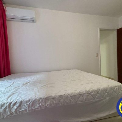 Apartamento com 46m², 1 quarto, 1 garagem, no bairro Agronômica em Florianópolis