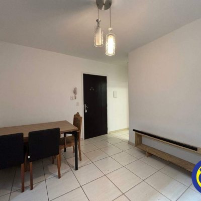 Apartamento com 46m², 1 quarto, 1 garagem, no bairro Agronômica em Florianópolis