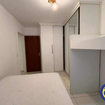 Apartamento com 46m², 1 quarto, 1 garagem, no bairro Agronômica em Florianópolis