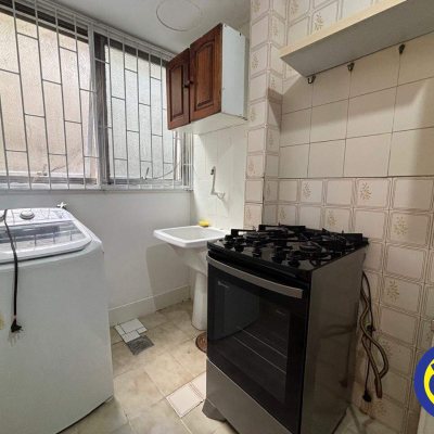 Apartamento com 46m², 1 quarto, 1 garagem, no bairro Agronômica em Florianópolis