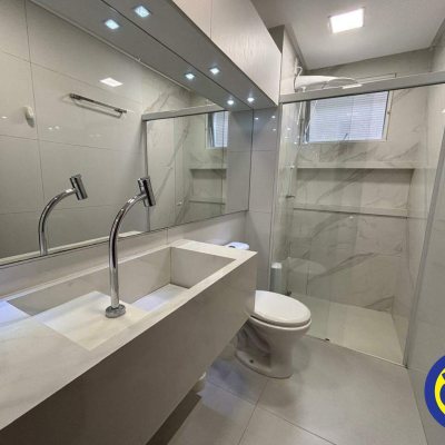 Apartamento com 46m², 1 quarto, 1 garagem, no bairro Agronômica em Florianópolis