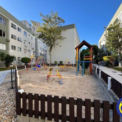 Apartamento com 46m², 1 quarto, 1 garagem, no bairro Agronômica em Florianópolis