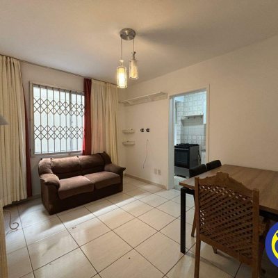 Apartamento com 46m², 1 quarto, 1 garagem, no bairro Agronômica em Florianópolis
