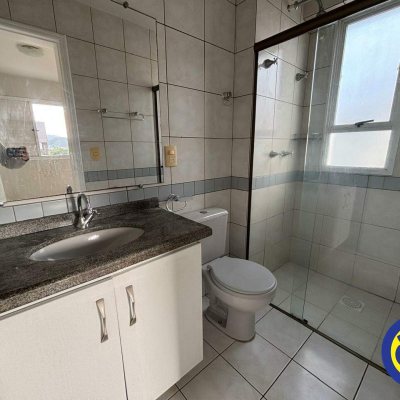 Apartamento com 85m², 3 quartos (sendo 1 suíte), 1 garagem, no bairro Trindade em Florianópolis