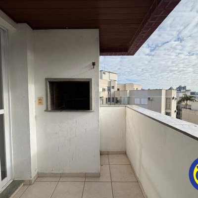 Apartamento com 85m², 3 quartos (sendo 1 suíte), 1 garagem, no bairro Trindade em Florianópolis