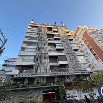 Apartamento com 70m², 2 quartos (sendo 1 suíte), 1 garagem, no bairro Centro em Florianópolis