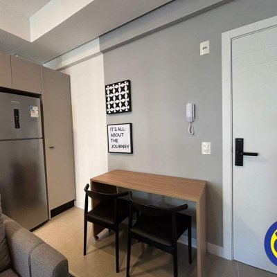 Apartamento com 31m², 1 quarto, 1 garagem, no bairro Centro em Florianópolis
