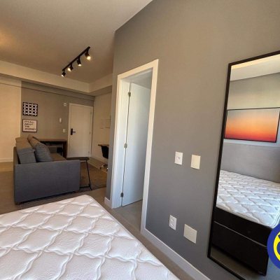 Apartamento com 31m², 1 quarto, 1 garagem, no bairro Centro em Florianópolis