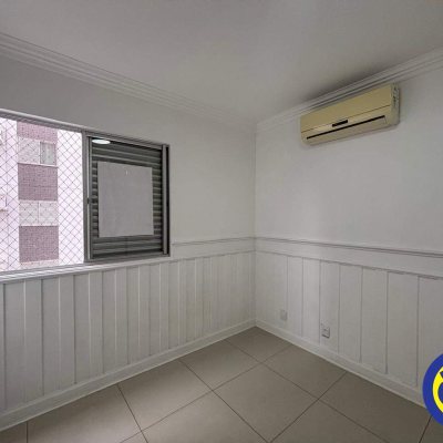 Apartamento com 113m², 3 quartos (sendo 1 suíte), 1 garagem, no bairro Centro em Florianópolis