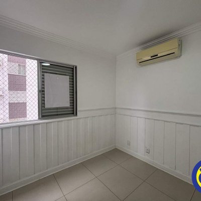 Apartamento com 113m², 3 quartos (sendo 1 suíte), 1 garagem, no bairro Centro em Florianópolis