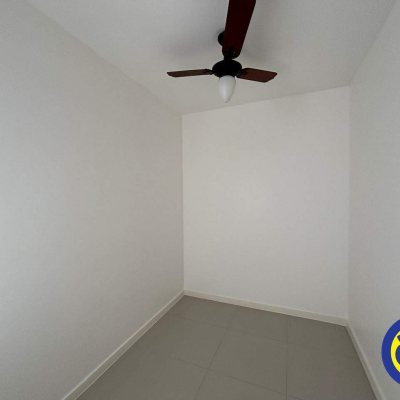 Apartamento com 113m², 3 quartos, 1 suíte, 2 garagens, no bairro Centro em Florianópolis