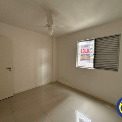 Apartamento com 113m², 3 quartos, 1 suíte, 2 garagens, no bairro Centro em Florianópolis