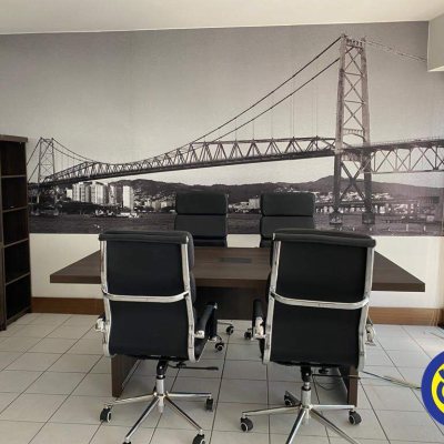 Salas/Conjuntos com 32m², 1 garagem, no bairro Centro em Florianópolis