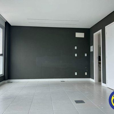 Salas/Conjuntos com 38m², 1 garagem, no bairro Trindade em Florianópolis