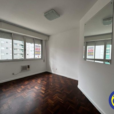 Apartamento com 158m², 3 quartos, 1 suíte, 1 garagem, no bairro Centro em Florianópolis