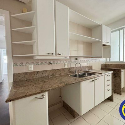 Apartamento com 158m², 3 quartos, 1 suíte, 1 garagem, no bairro Centro em Florianópolis
