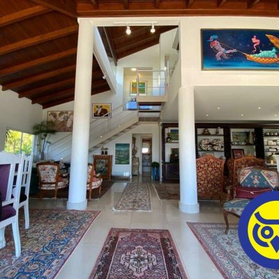 Casa com 600m², 5 quartos, 5 suítes, 10 garagens, no bairro Jardim Cidade de Florianópolis em São José