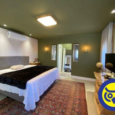 Casa com 600m², 5 quartos, 5 suítes, 10 garagens, no bairro Jardim Cidade de Florianópolis em São José