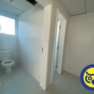 Salas/Conjuntos com 912m², 6 garagens, no bairro Trindade em Florianópolis